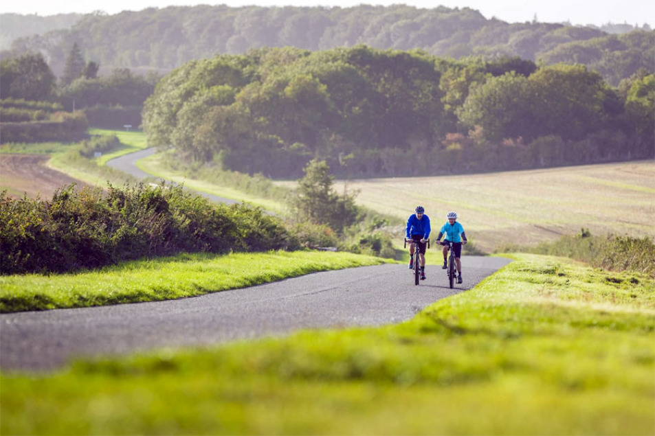 De vacaciones en bicicleta por Europa: ¿qué leyes y normativas locales debo tener en cuenta?