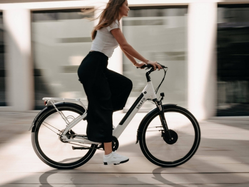 Quemar calorías con la bicicleta eléctrica: ¡así se hace!